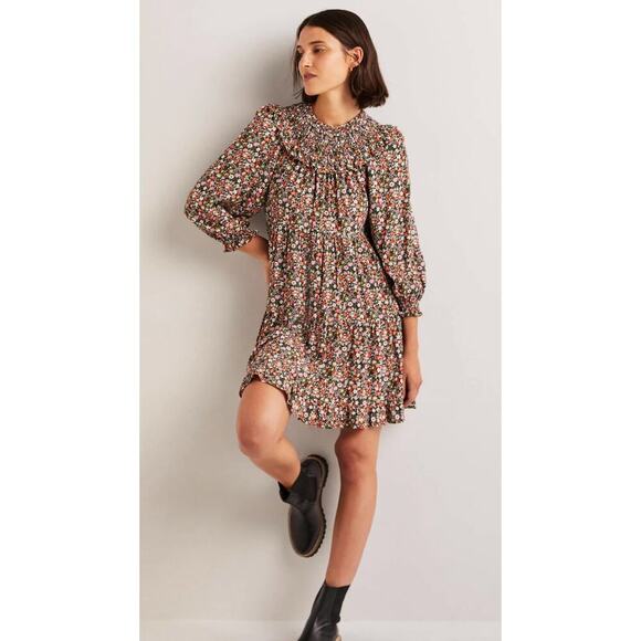 BODEN Smocked Ruffle Yoke Tiered Dress 3/4 Sleeve Ditsy Floral Cottagecore - Picture 2 of 11